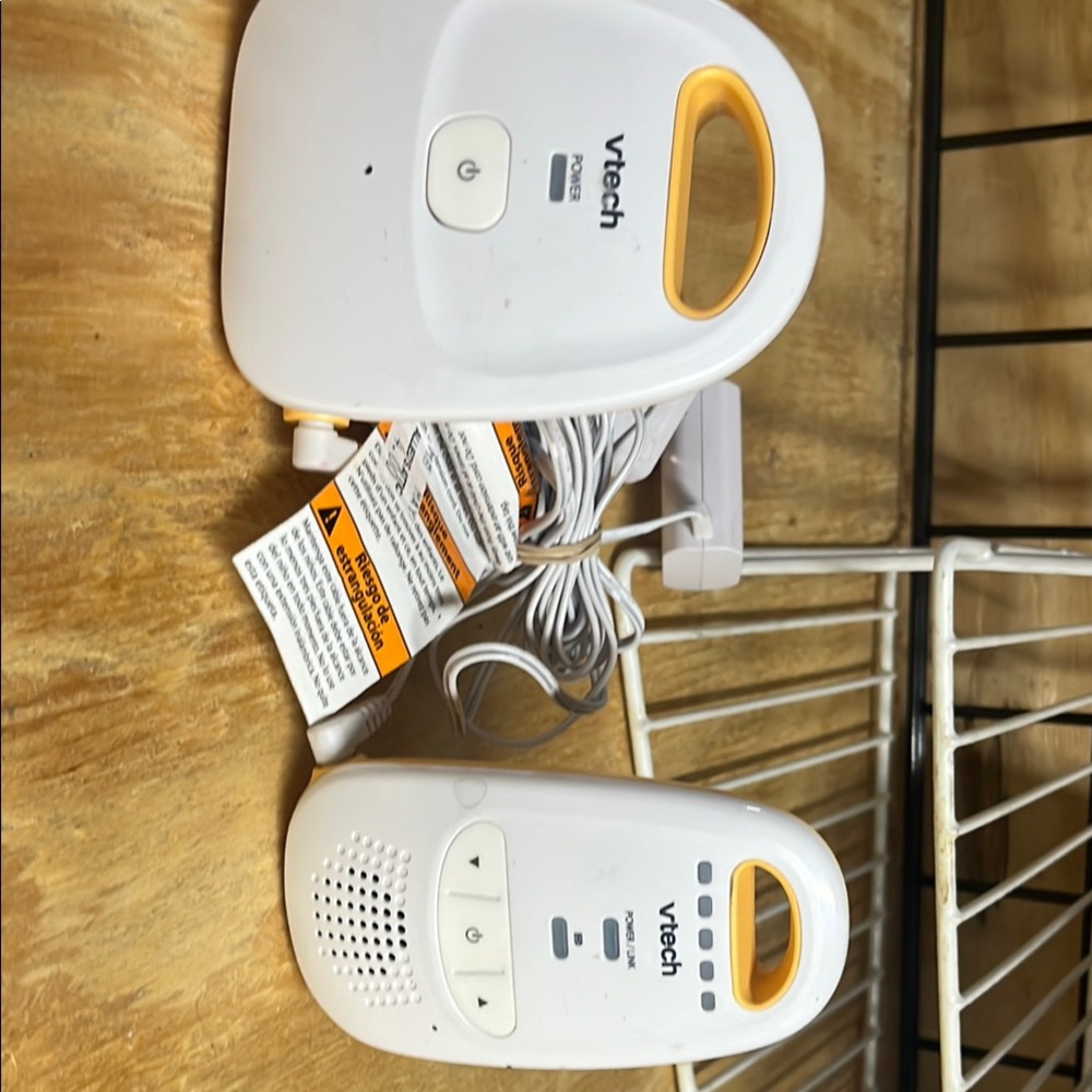 VTech White and Orange Baby Monitor